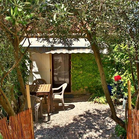 Beau Vallon - Gite Et Chambres D'Hotes Pyrenees-Mediterranee - Pays Catalan Sahorre エクステリア 写真