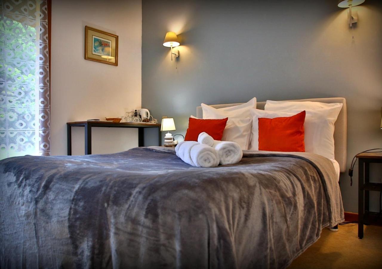 Beau Vallon - Gite Et Chambres D'Hotes Pyrenees-Mediterranee - Pays Catalan Sahorre エクステリア 写真