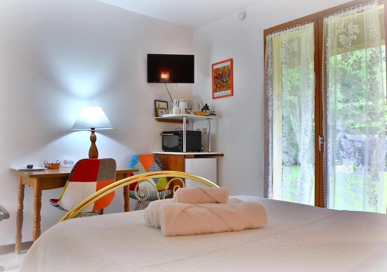 Beau Vallon - Gite Et Chambres D'Hotes Pyrenees-Mediterranee - Pays Catalan Sahorre エクステリア 写真